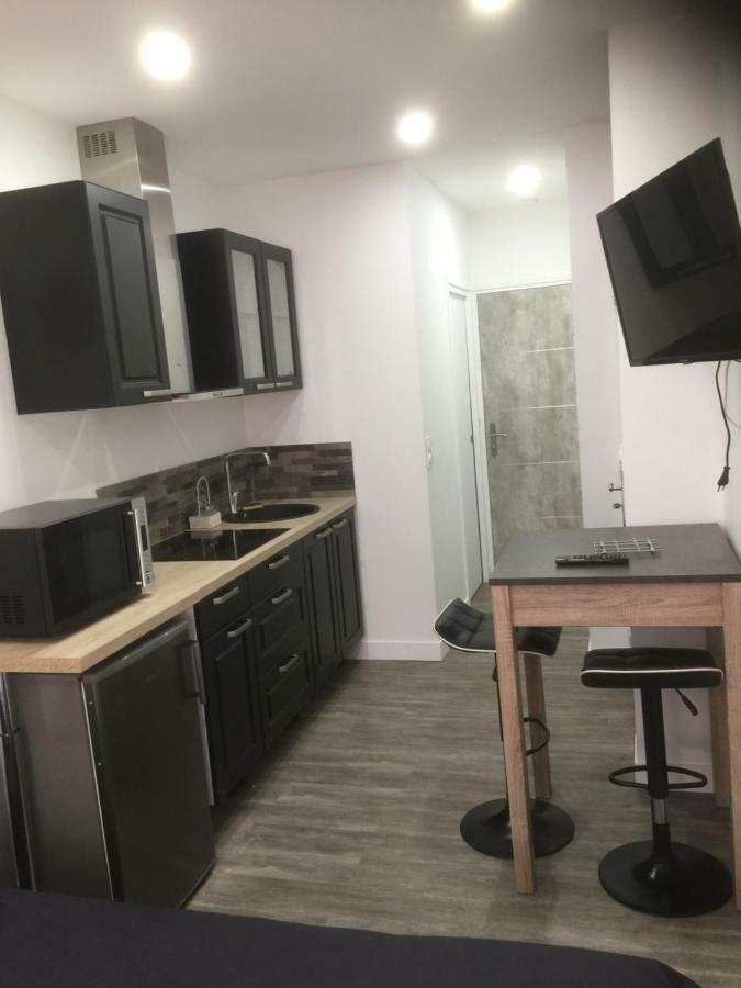 Le Studio De Moliere Montluçon Dış mekan fotoğraf